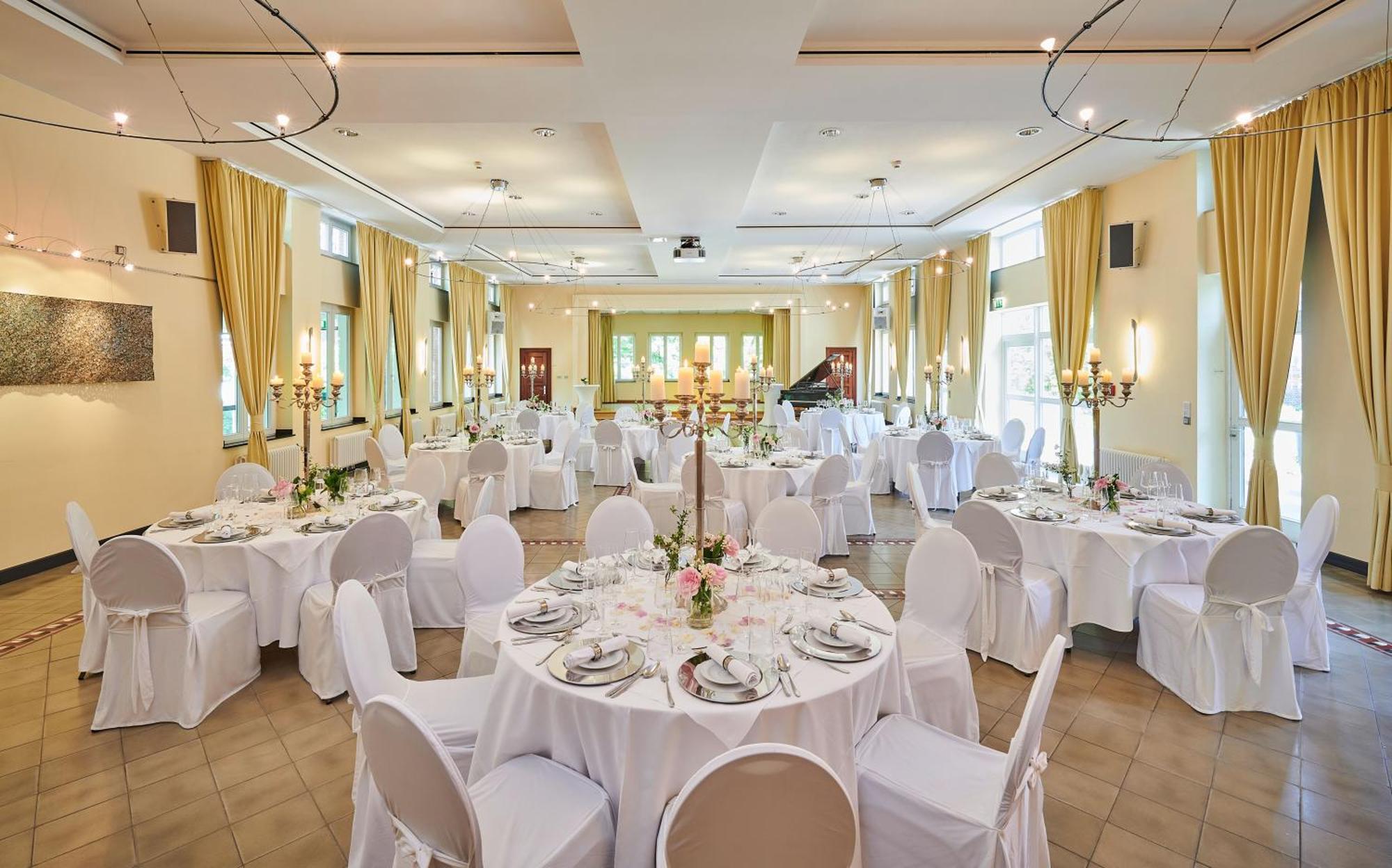 Hotel Mutterhaus Duesseldorf Екстериор снимка