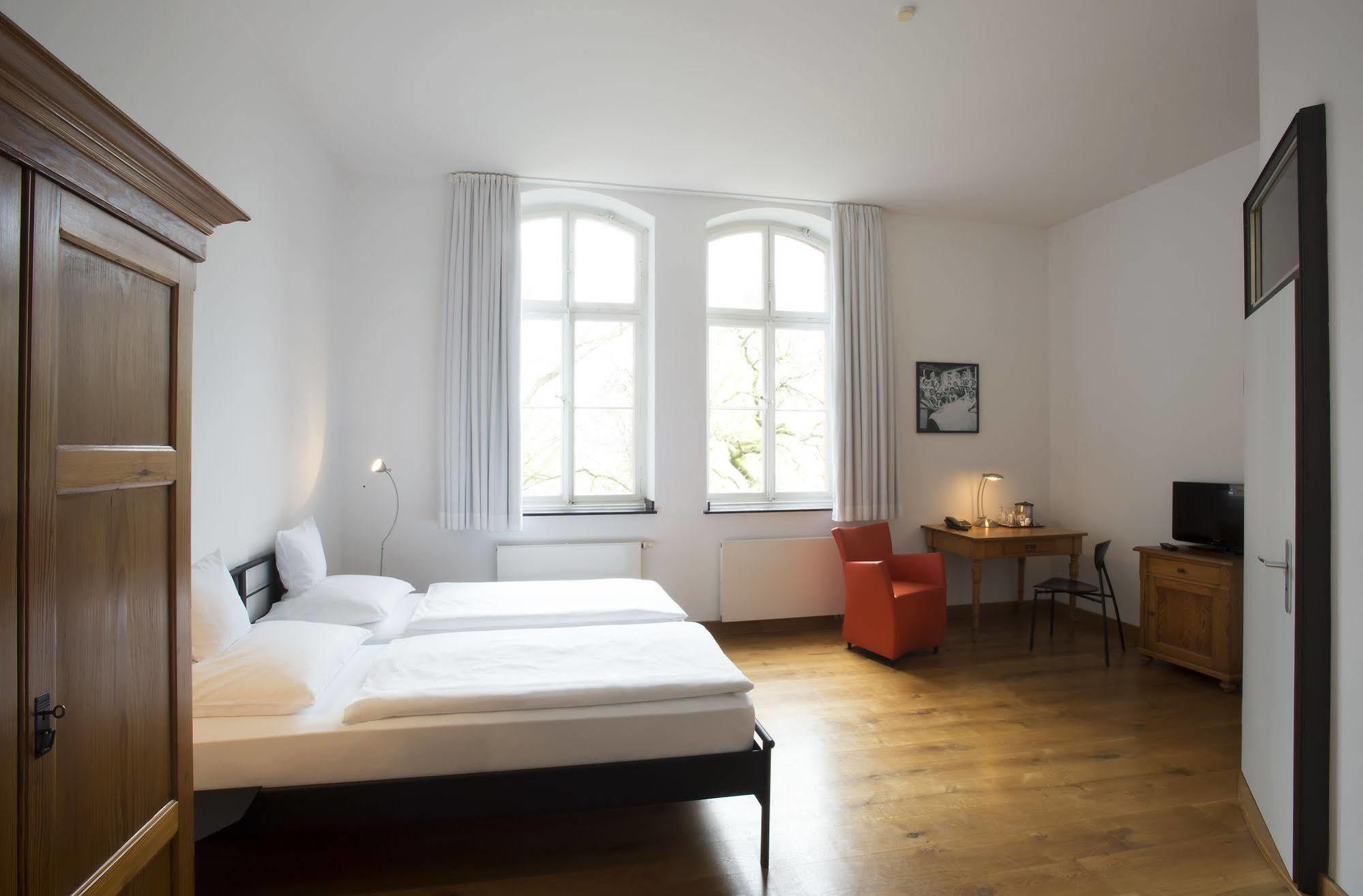 Hotel Mutterhaus Duesseldorf Екстериор снимка