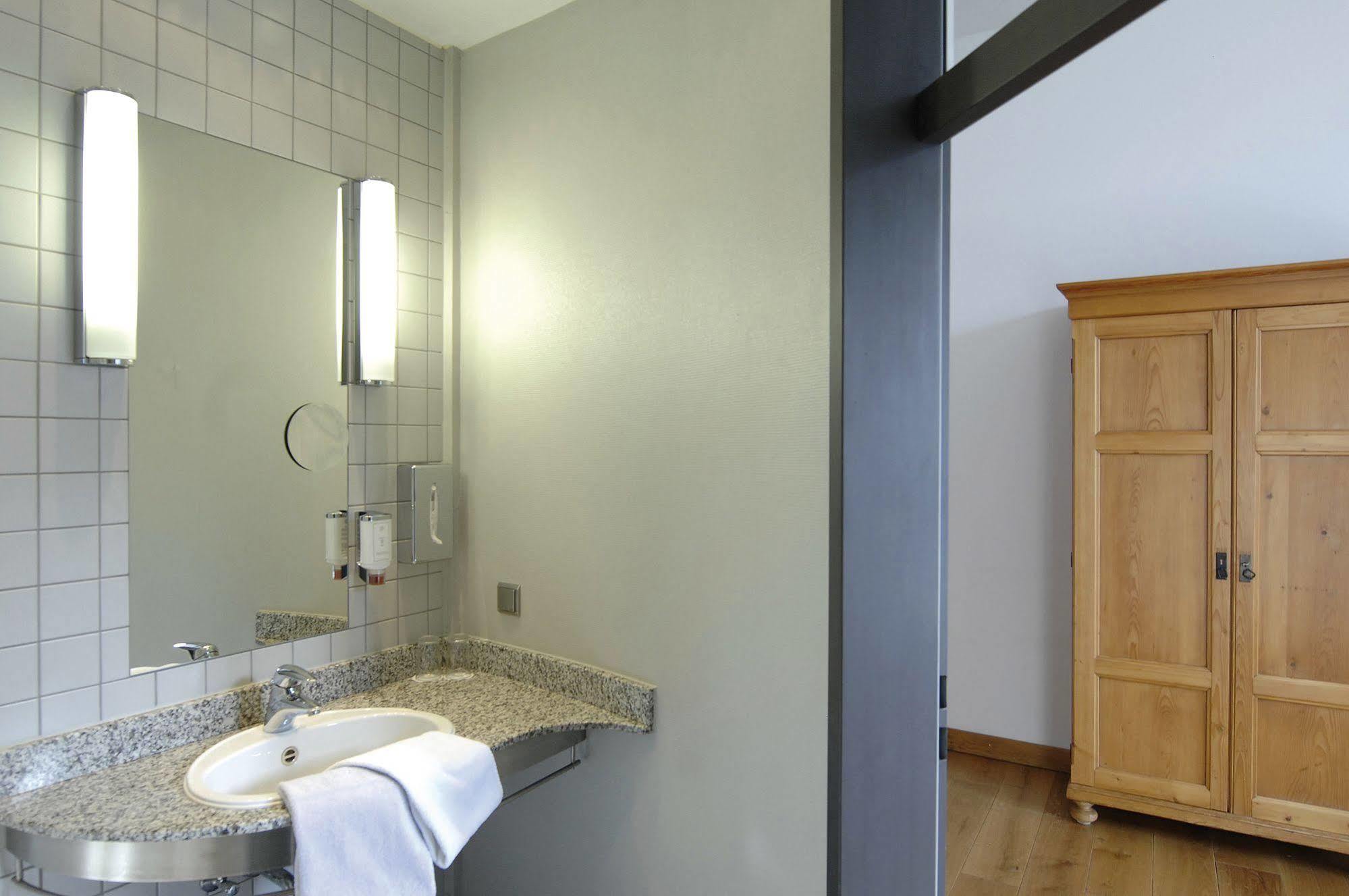 Hotel Mutterhaus Duesseldorf Екстериор снимка